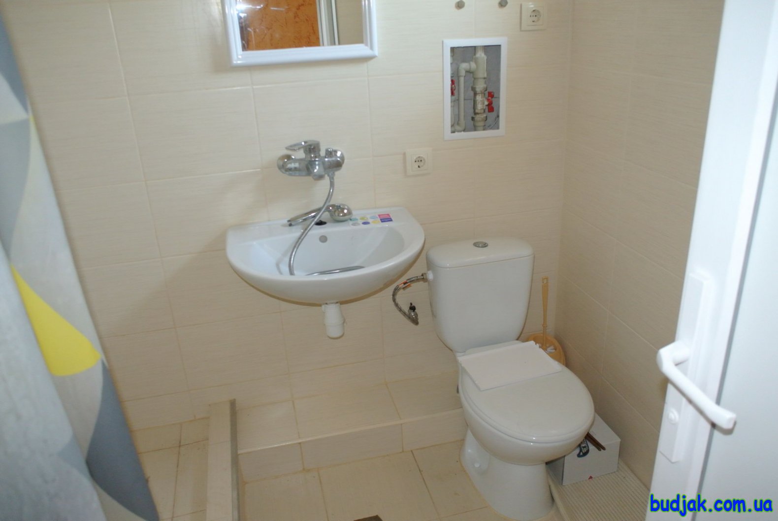 4-х местный 2-х комнатный номер. База отдыха «Плай». Курорт Рассейка. Фото № 0534. 2017 год